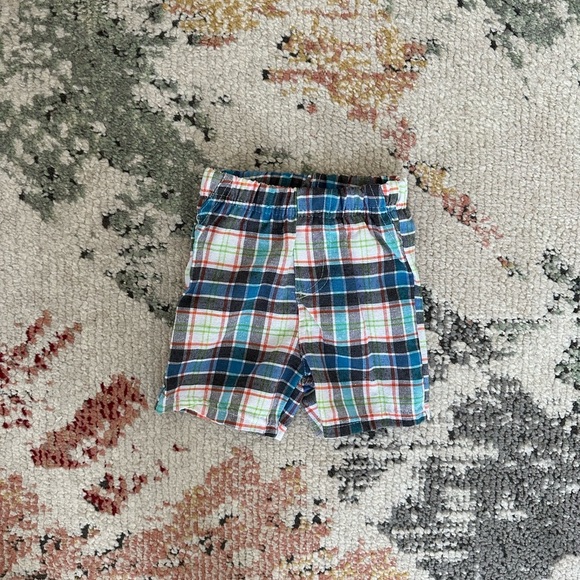 Vintage WEEPLAY Y2K Baby Boy Plaid Shorts size 12 months 
Excellent condition - Picture 4 of 9